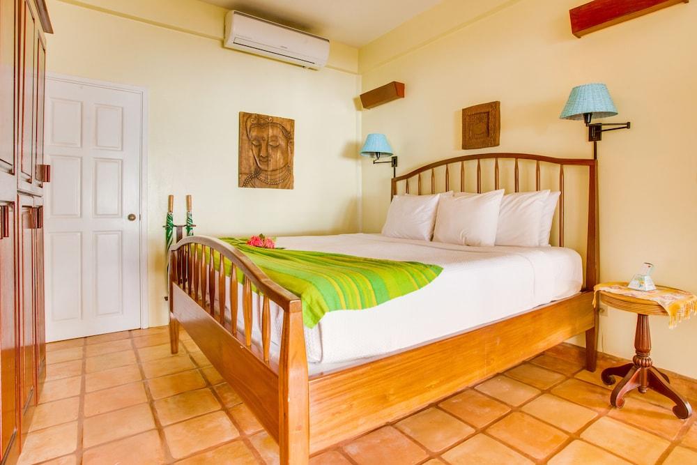 Robert's Grove Beach Resort Placencia Exterior foto
