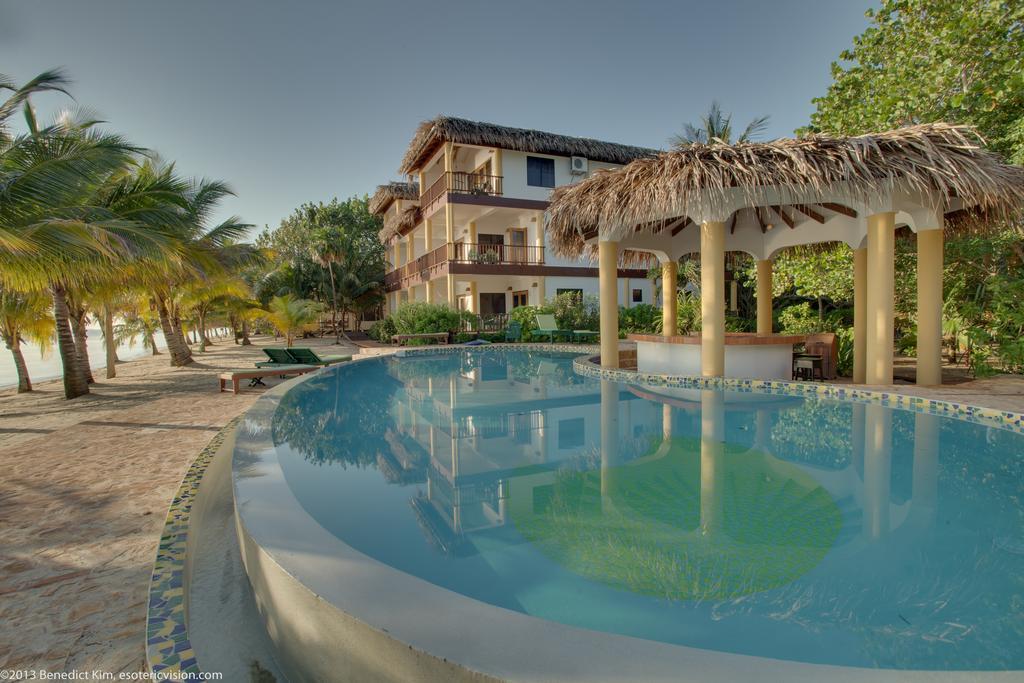 Robert's Grove Beach Resort Placencia Exterior foto
