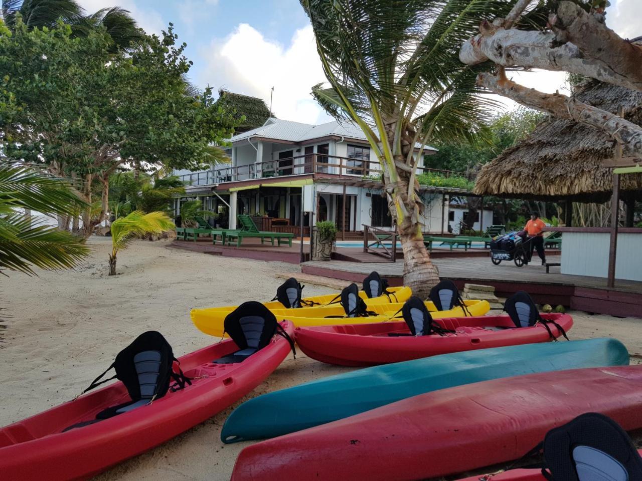 Robert's Grove Beach Resort Placencia Exterior foto
